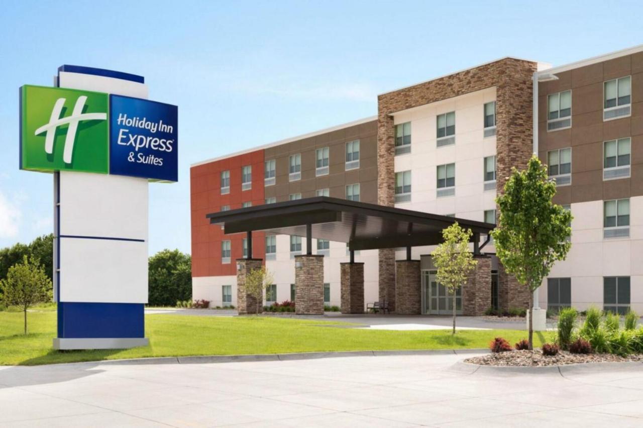 Holiday Inn Express & Suites - Lindale By Ihg Exterior foto